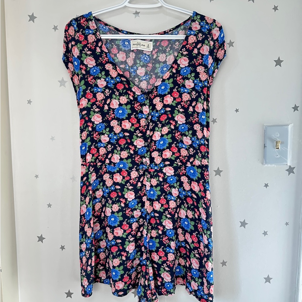 Abercrombie & Fitch Floral Print jumpsuit romper EUC size M